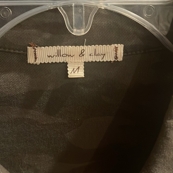 Willow & Clay military inspired jacket or shirt in size M perfect condition ! - Picture 2 of 5